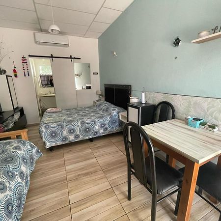 Ezeiza 1 Nuestro Lugar A 15 Minutos Del Aeropuerto Tranfer Opcional Desde Y Al Aeropuerto De Ezeiza Las 24 Horas Pet Friendly Zewnętrze zdjęcie